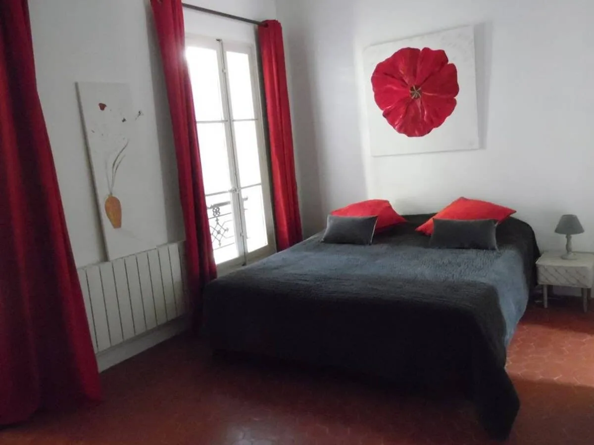 Villa with Garden & Pool in Aix en Provence Center photo 3