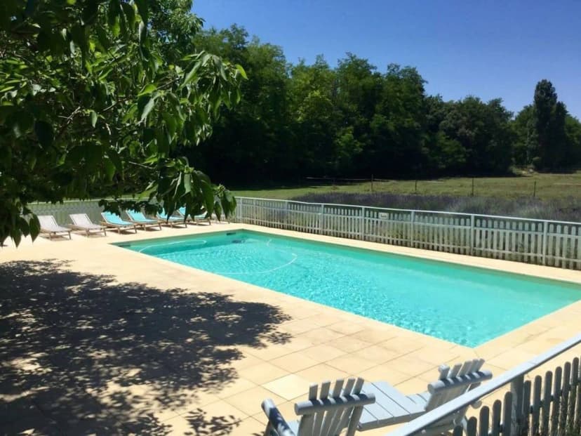 A Chateau For 20 People With Luxurious Amenities
