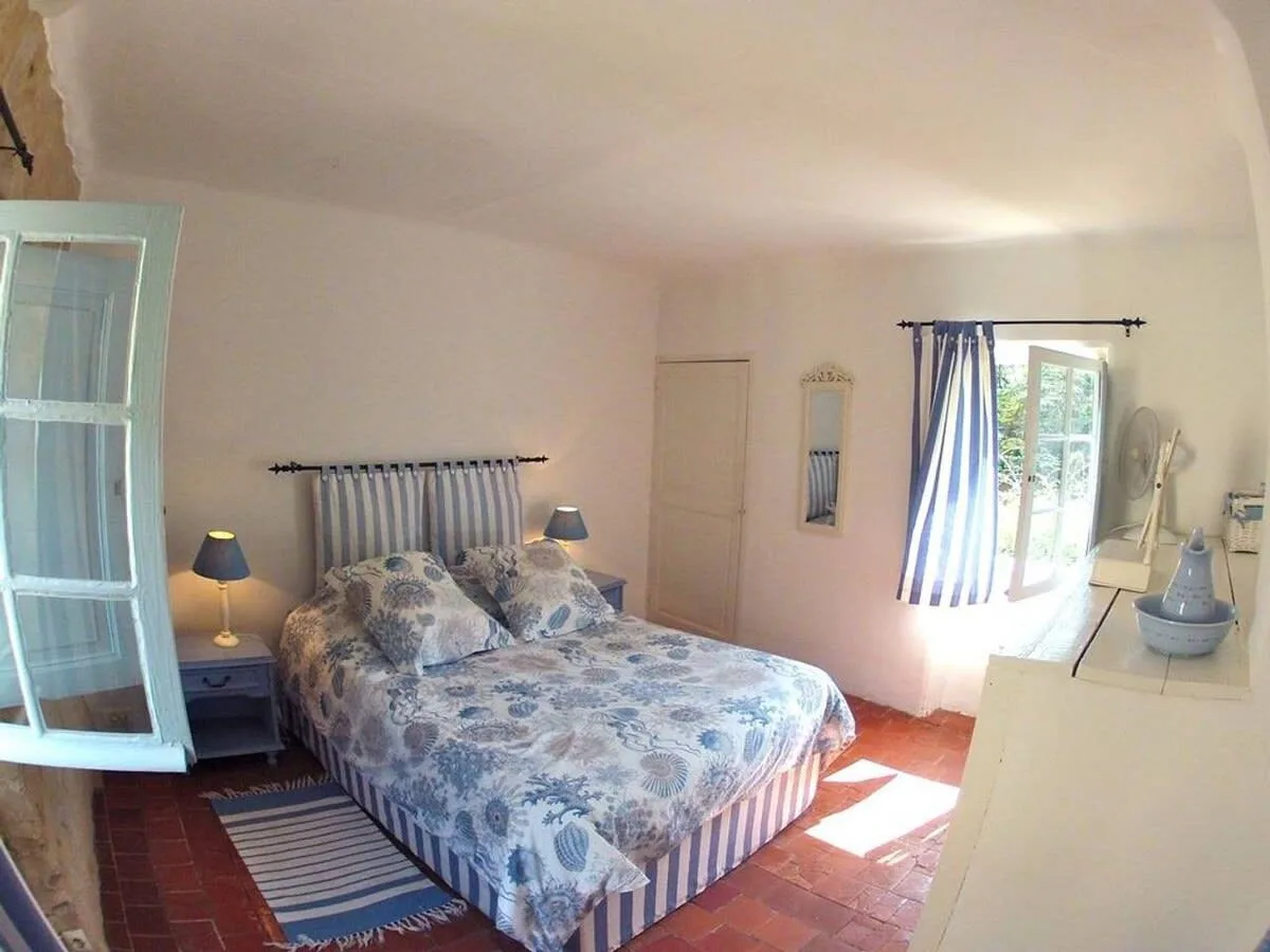A Chateau For 20 People With Luxurious Amenities photo 3