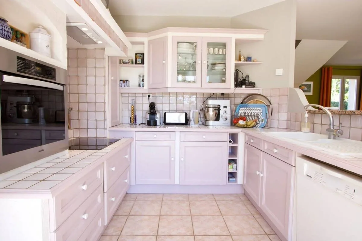 charming and beautiful villa in a perfect location photo 4