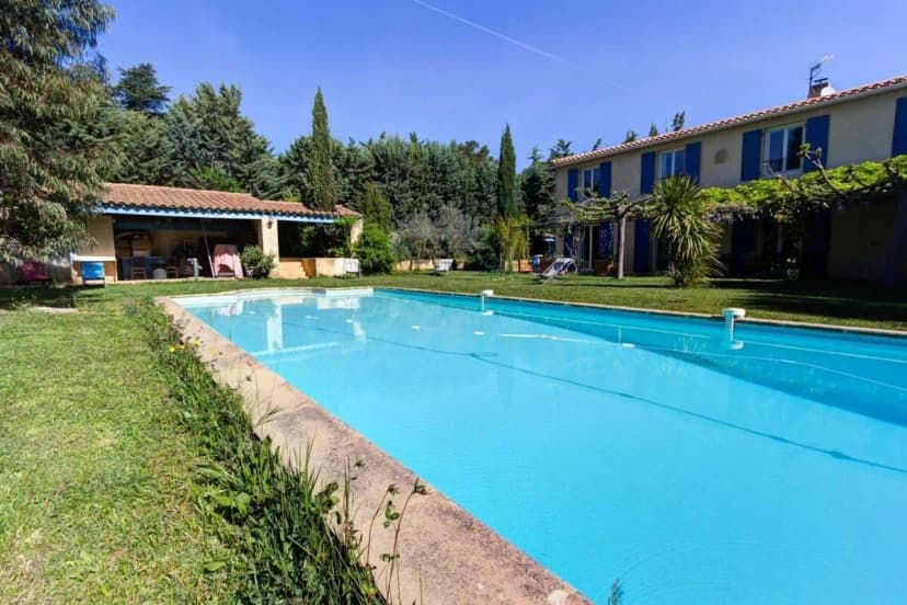 Quiet and beautiful villa in a perfect location