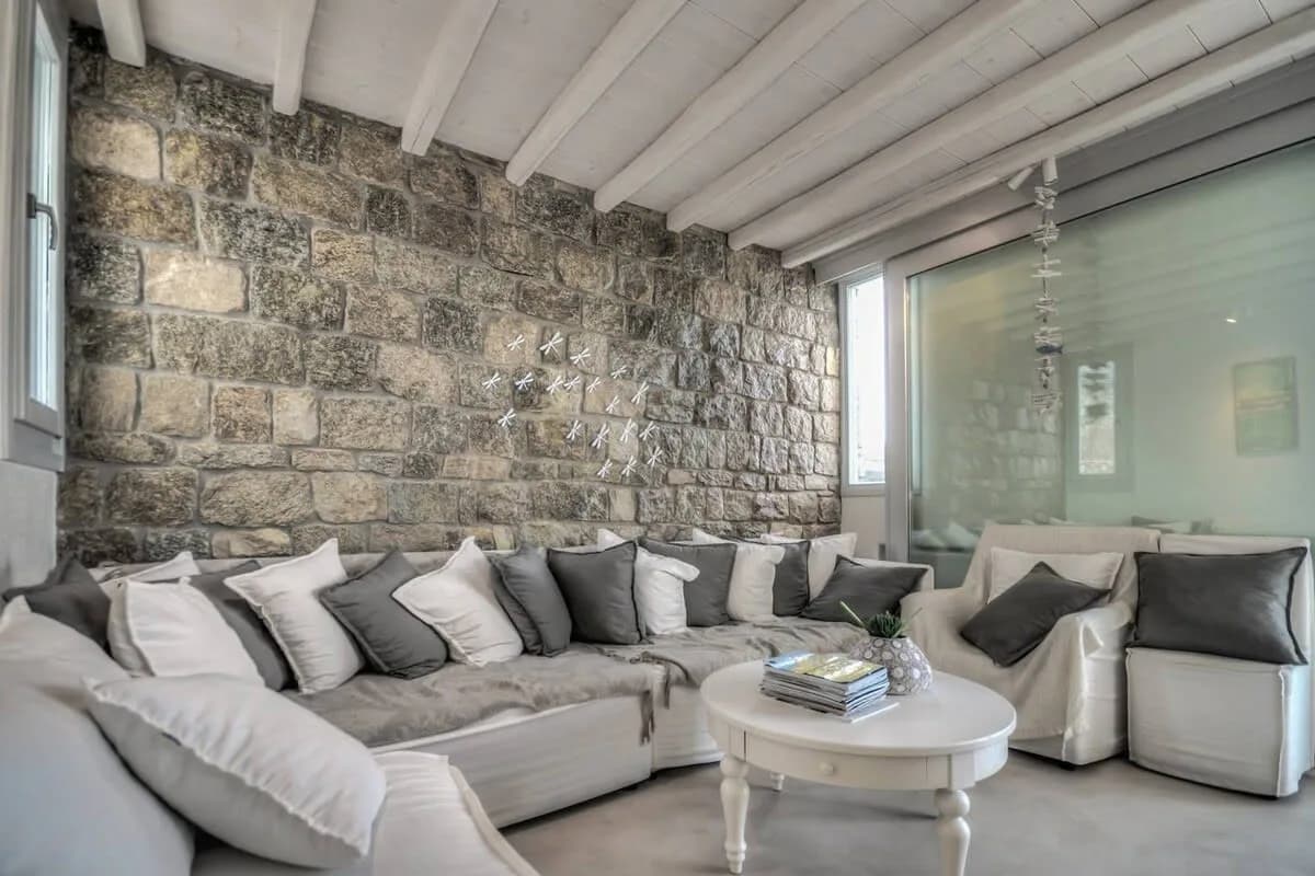 Superior Villa With Beautiful Pool & Jacuzzi photo 2