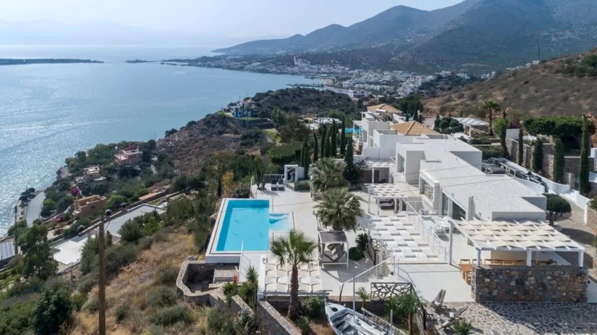 Elunda Bay Great Villa with Infinty Pool & Views photo 2