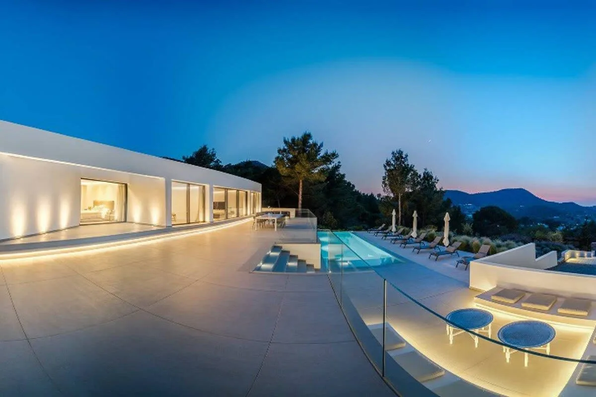 Perfect Designer Made Villa in Ventral Ibiza photo 2