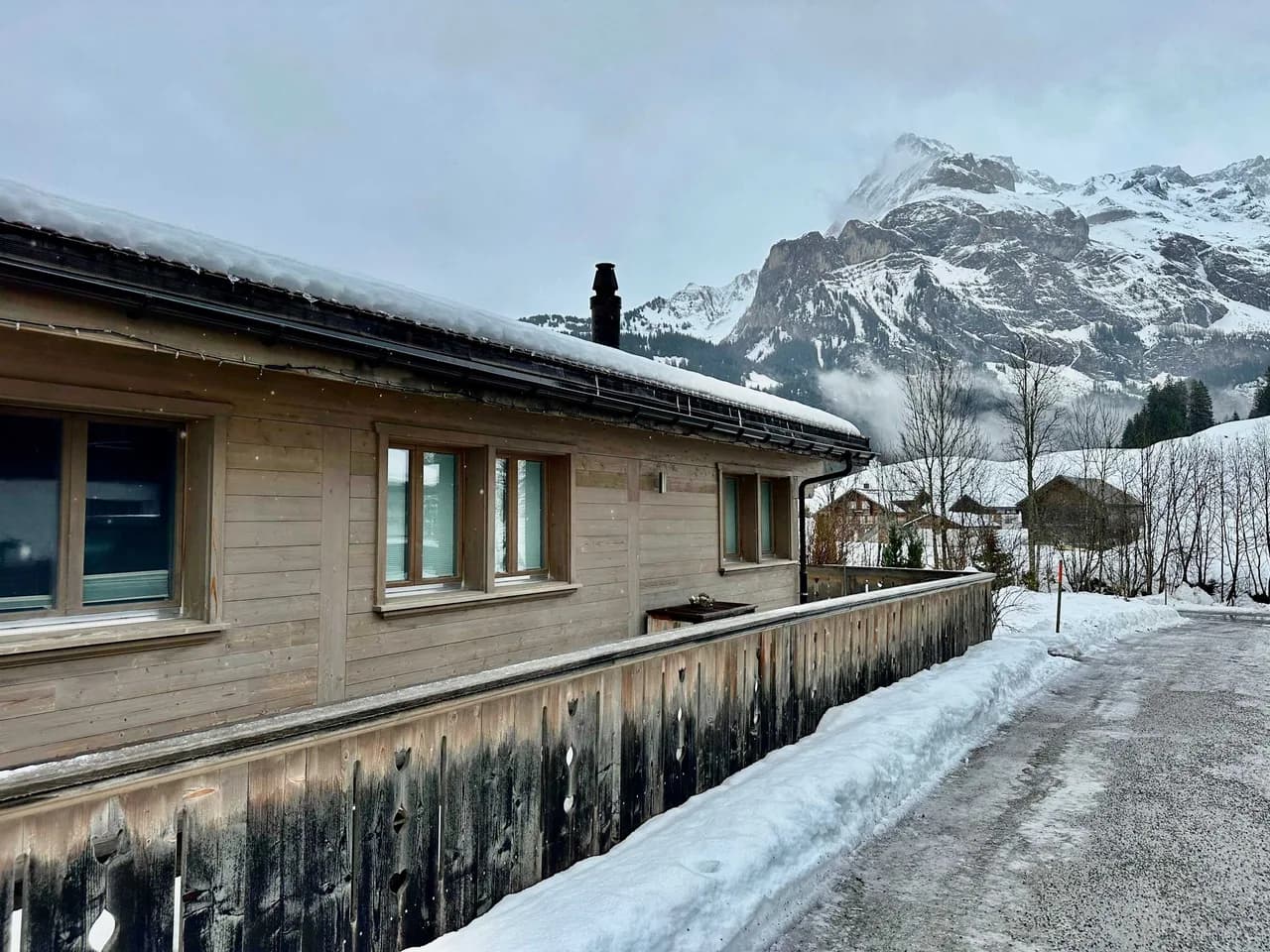 Cozy Scenic Family Chalet Gstaad & Glacier 3000 photo 3