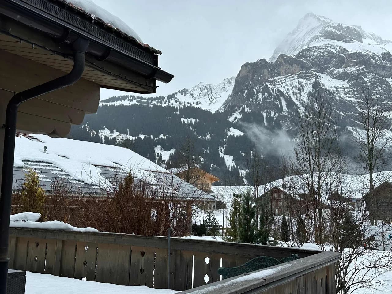 Cozy Scenic Family Chalet Gstaad & Glacier 3000 photo 4