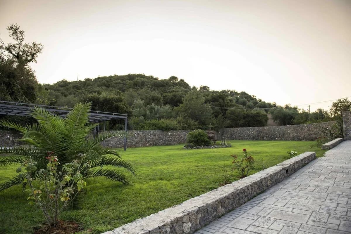 Luxury Modern Villa for 14 Guests, Next to Gouvia photo 5