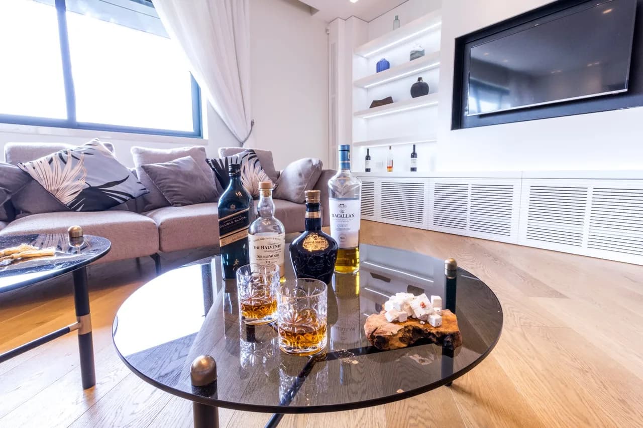 Amazing Penthouse right next to King David Duplex