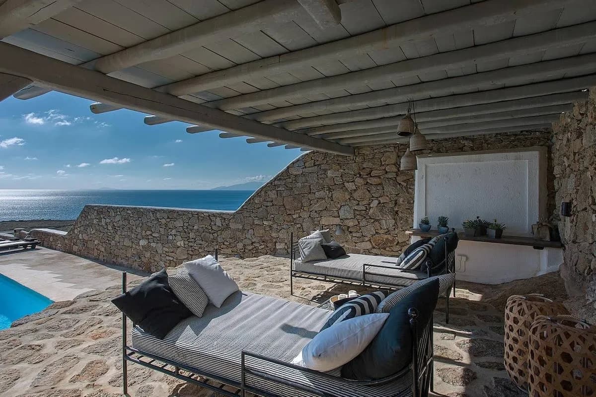 Stunning 8 BR Villa with Jaquzzi photo 2