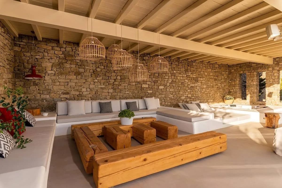 Beautiful Villa in an Amazing Location photo 3