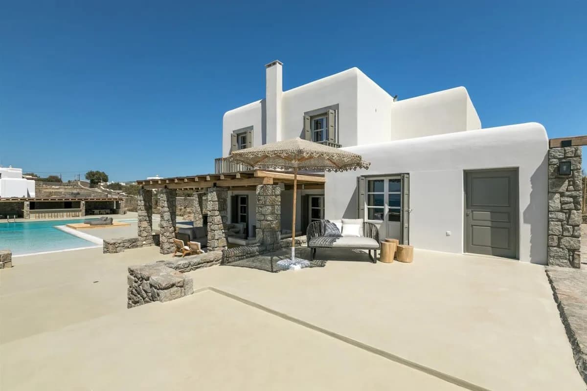 Fantastic Newly Built Villa photo 3