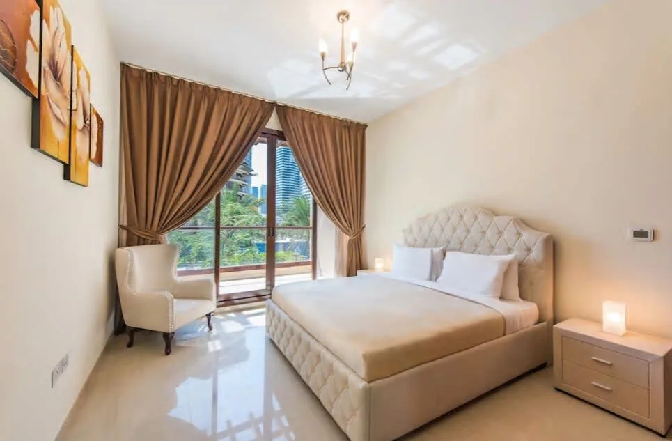 Fantastic Townhouse in Dubai photo 3