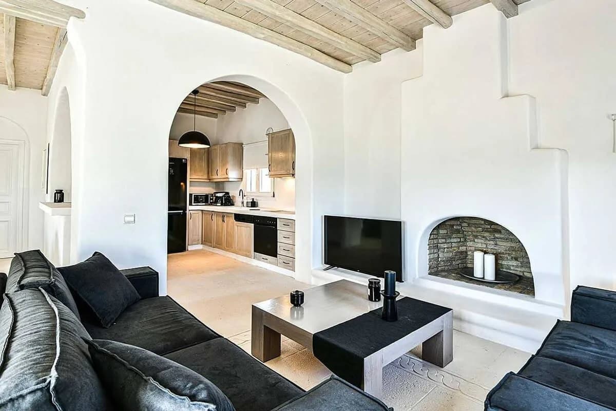 4BR Stunning Villa photo 4