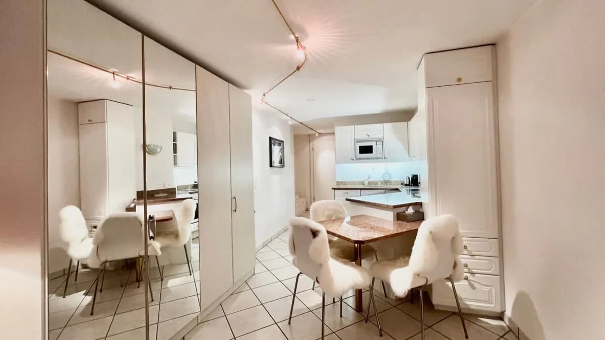 Exclusive Apartment near Promenade Gstaad Center photo 3