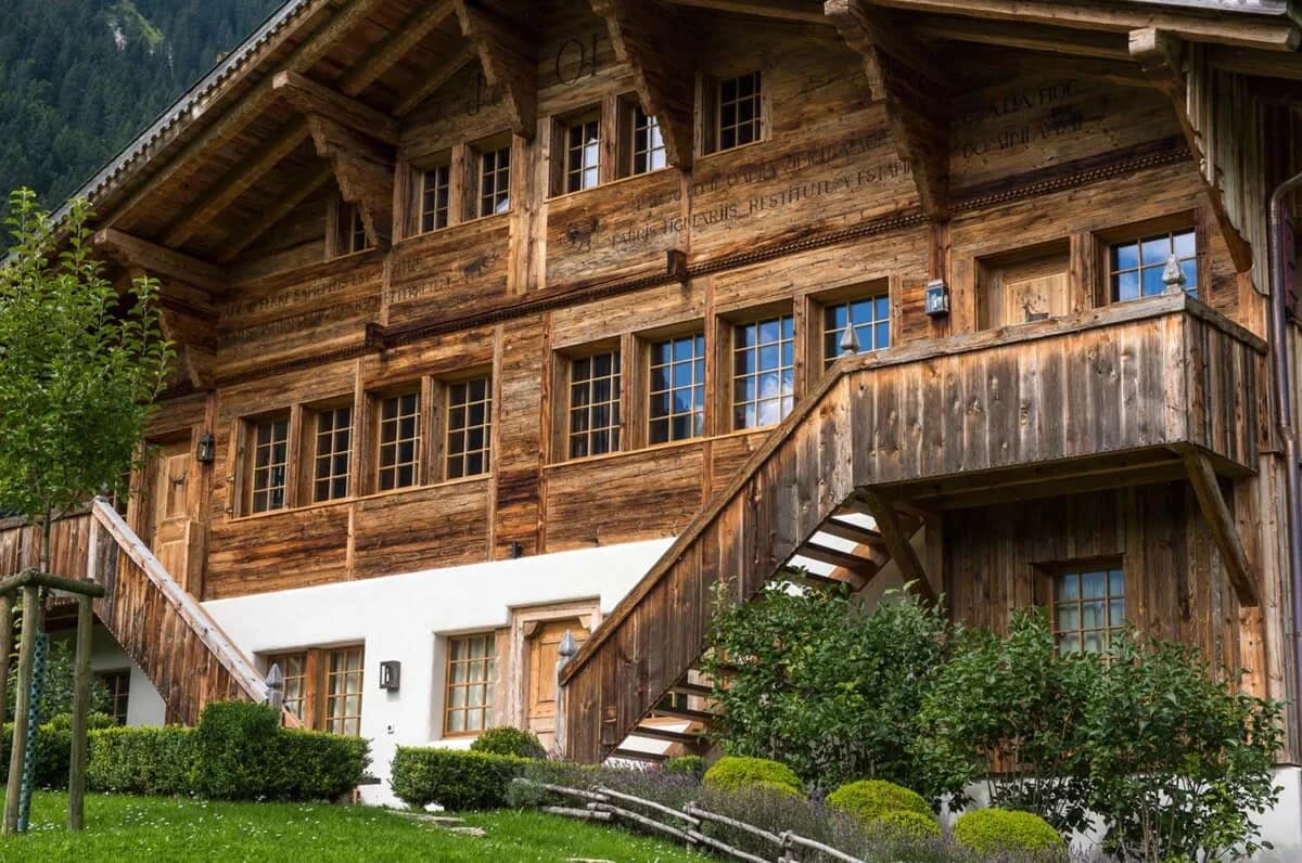 Elegant Alpine Chalet with Spa  photo 2