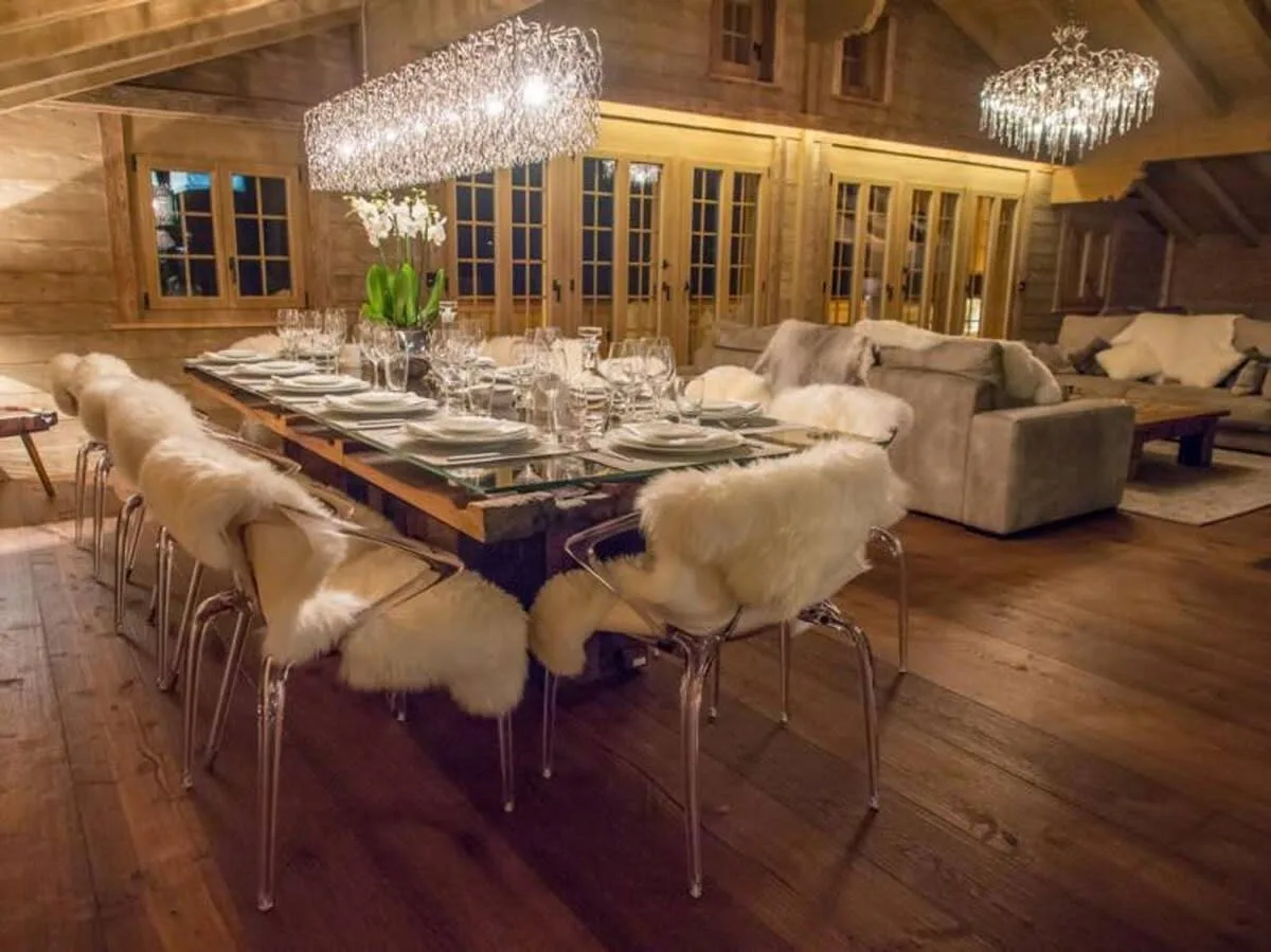 Stunning Modern Chalet with Indoor Pool and Spa photo 2
