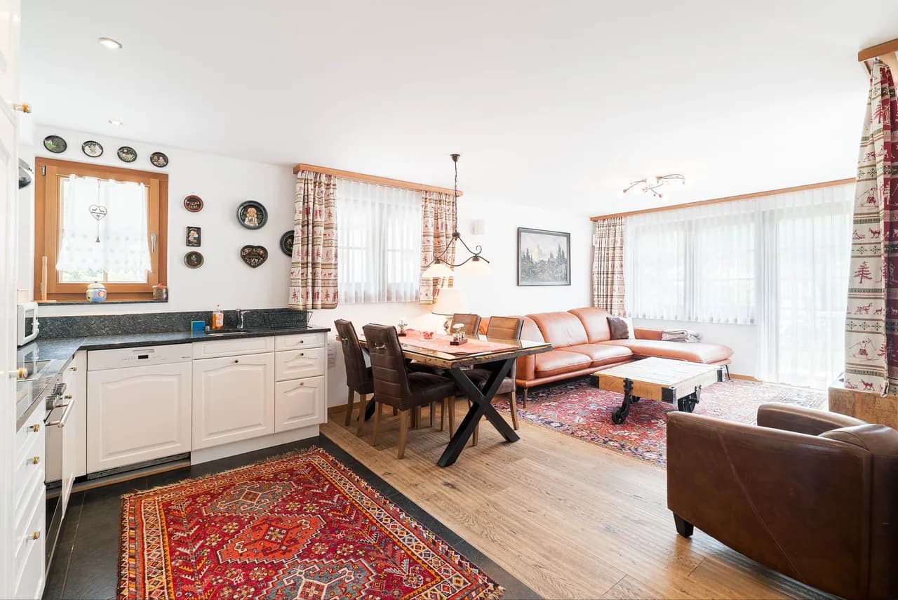 Stunning Chalet in a Prime Location photo 3