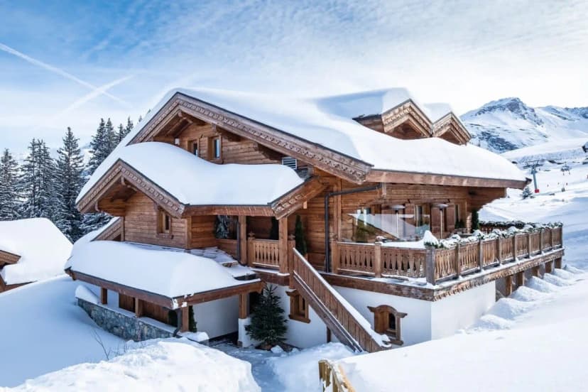 Snow Flakes Posh Chalet