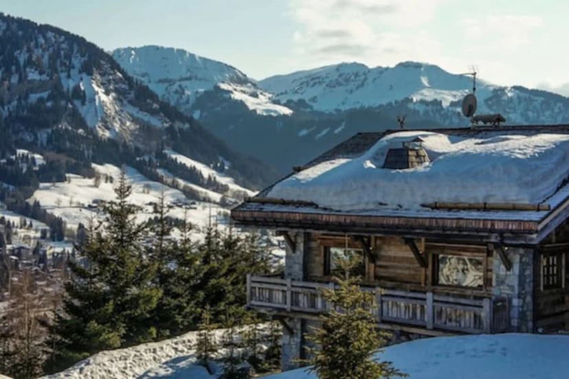 Majestic Sunshine Chalet