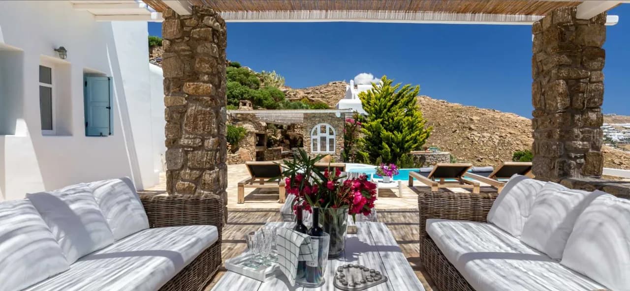 Rocky Cliffstone Grand Residence photo 4