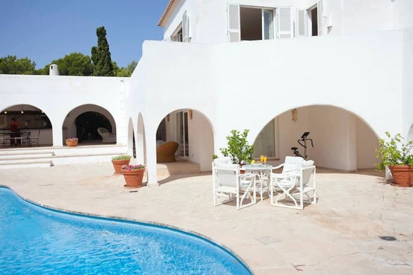 Amazing 12 BR Villa