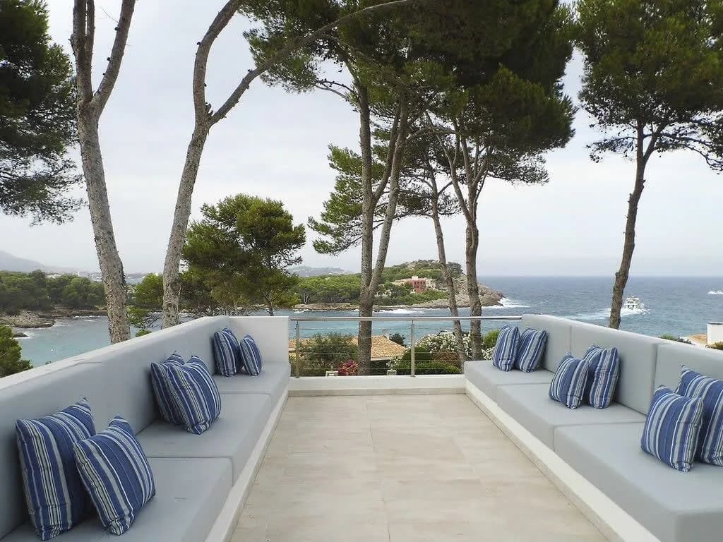 Stunning Luxury Villa photo 4