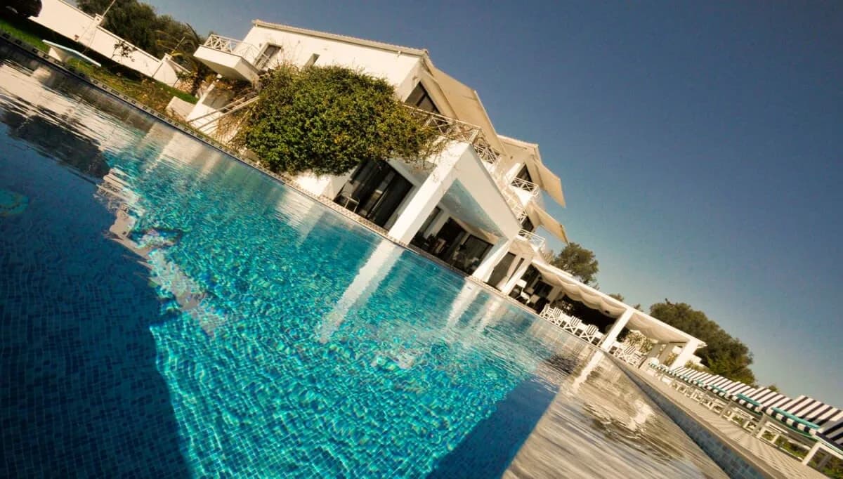 Huge Stunning Villa photo 5