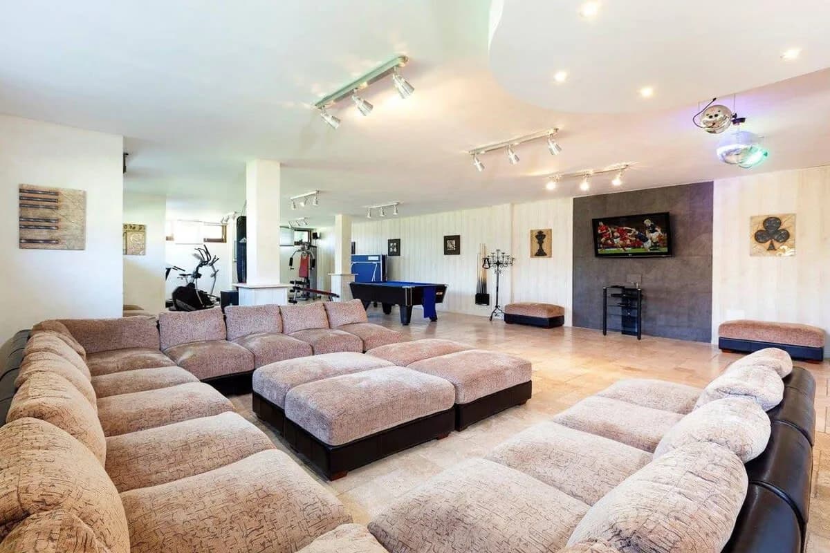 West Marbella's Prestigious Gem photo 2