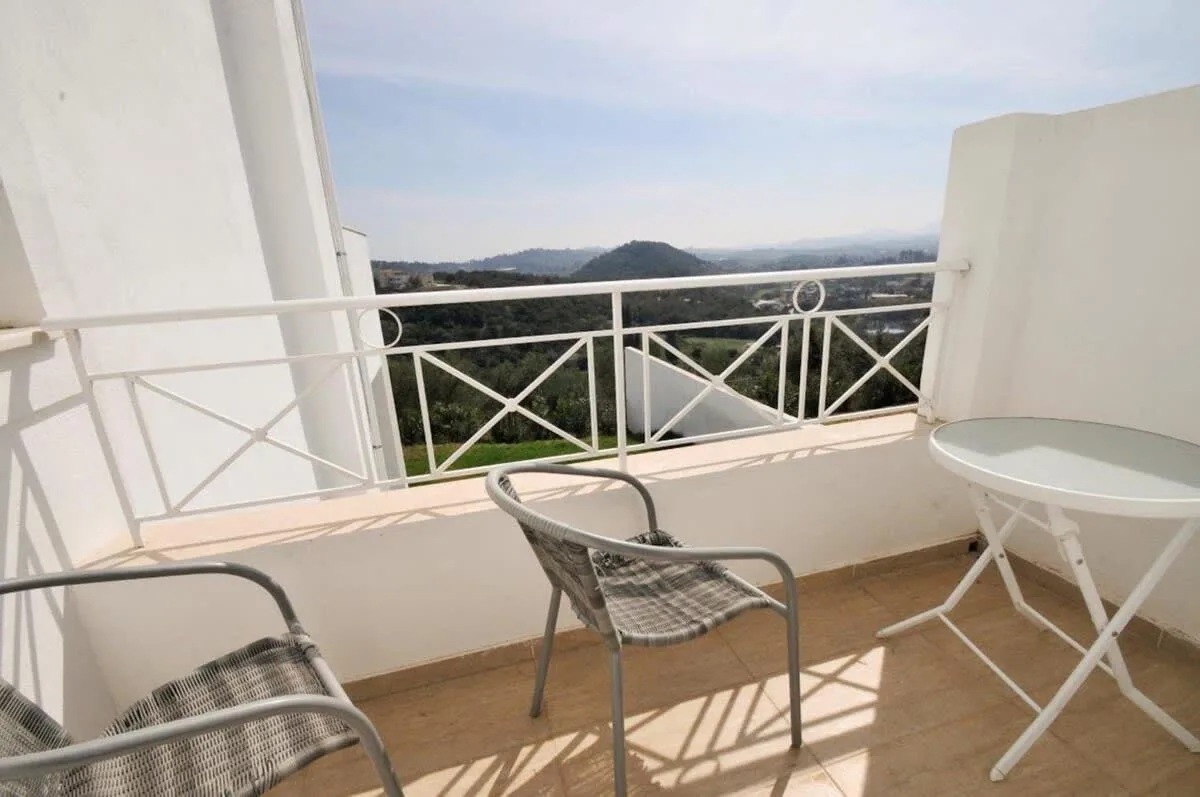 Amazing Villa with Beautiful Views