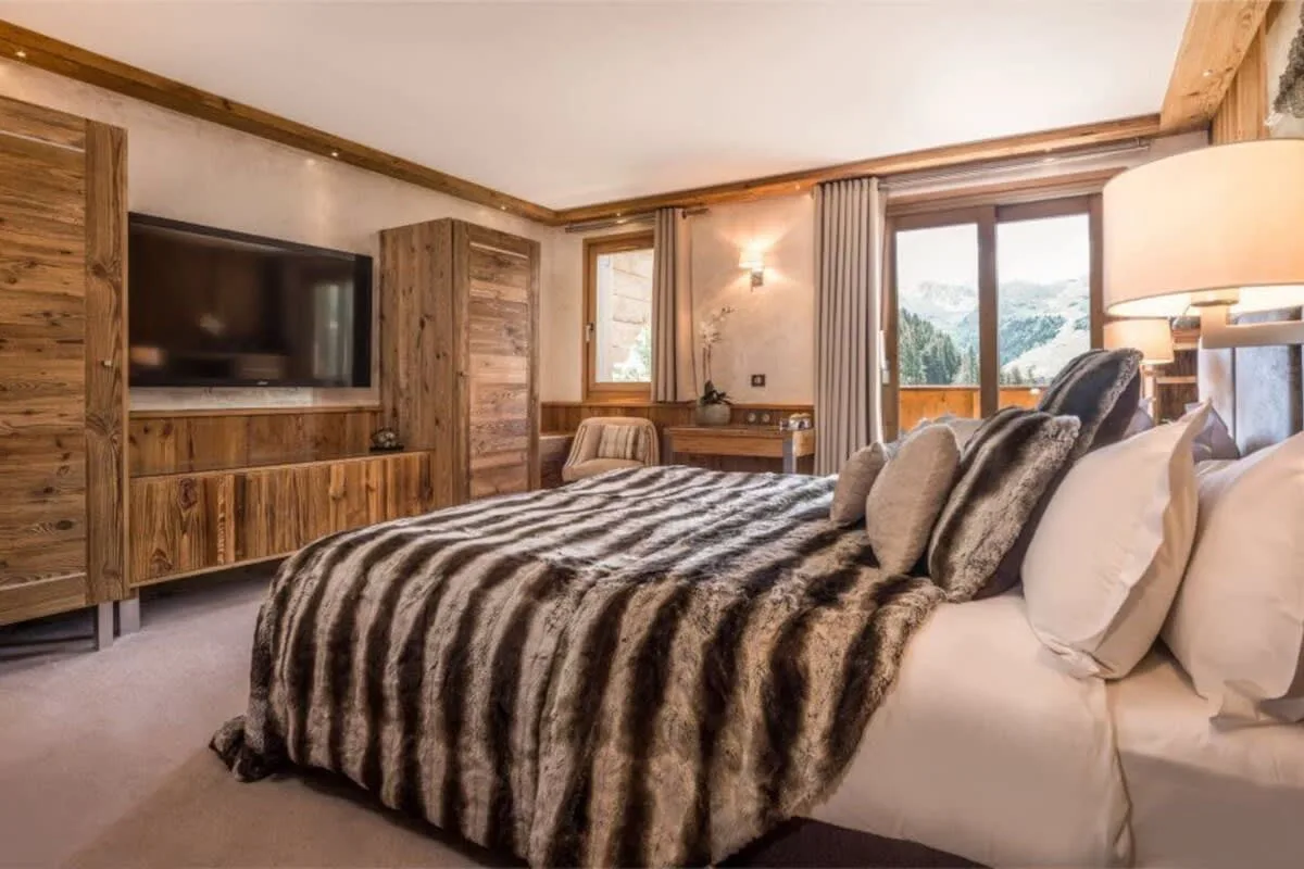 Prominent Soft Blue Chalet in the Alps photo 4