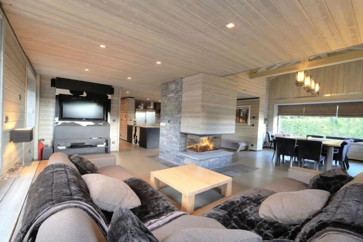 Prestigious Posh Chalet in Megeve photo 2