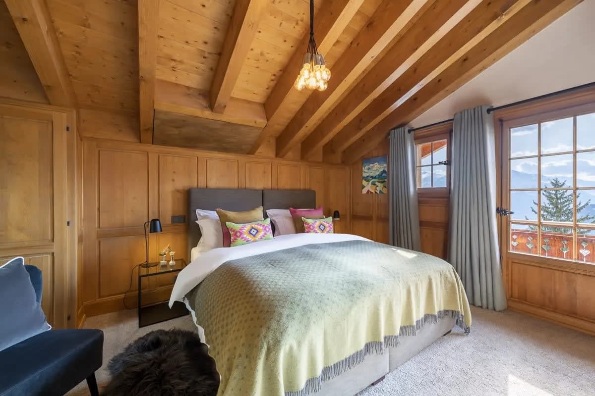 Wonderful & Spacious Chalet photo 2
