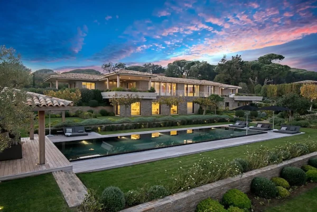 Exquisite Classy Villa close to City Center