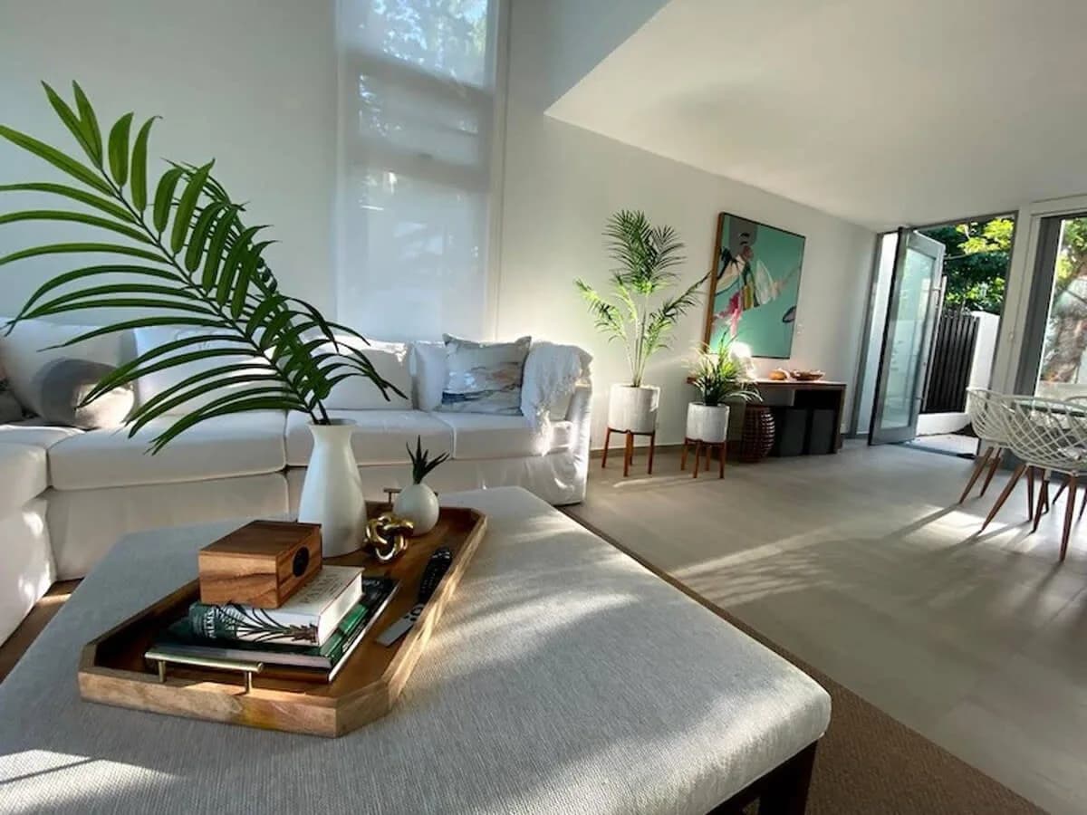 Bright and Modern Home at Dorado Villas photo 4