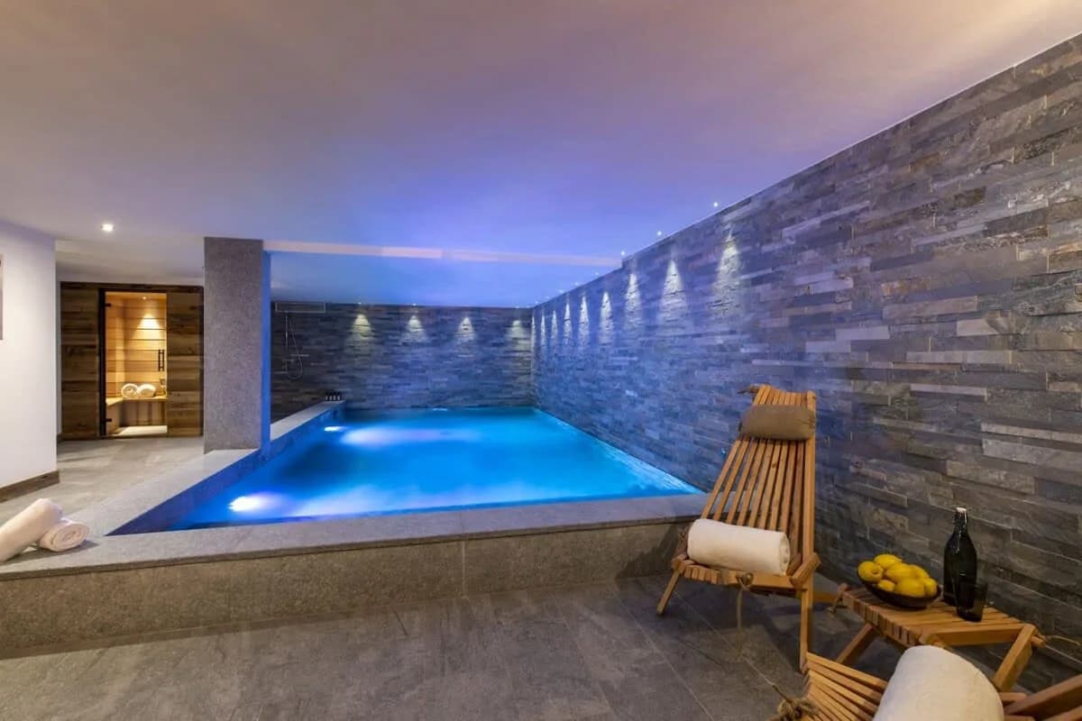 Chalet 3 - Sophisticated Classic with Great Views photo 3