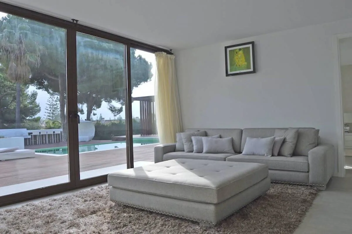 Grand Modern Villa with Fabulous Sea Views photo 4