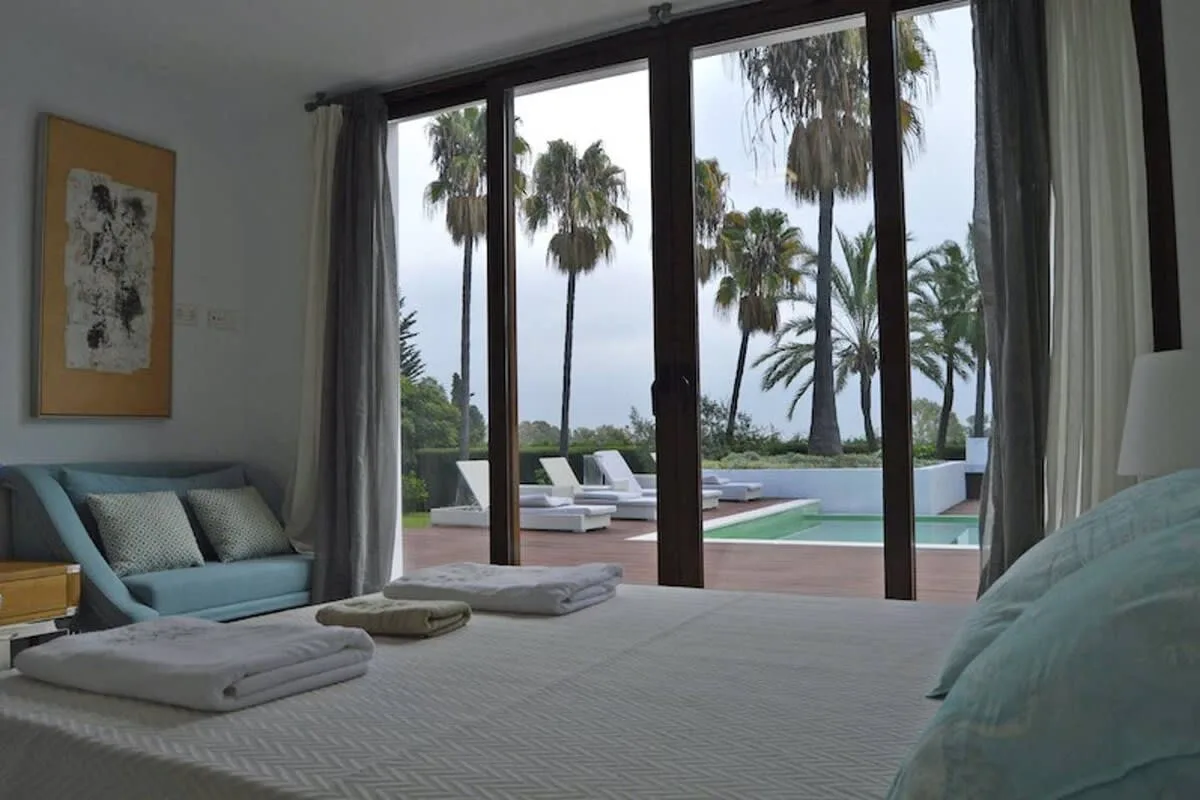 Grand Modern Villa with Fabulous Sea Views photo 5