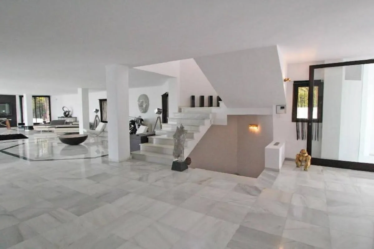 Beachside Villa with Private Pool photo 3