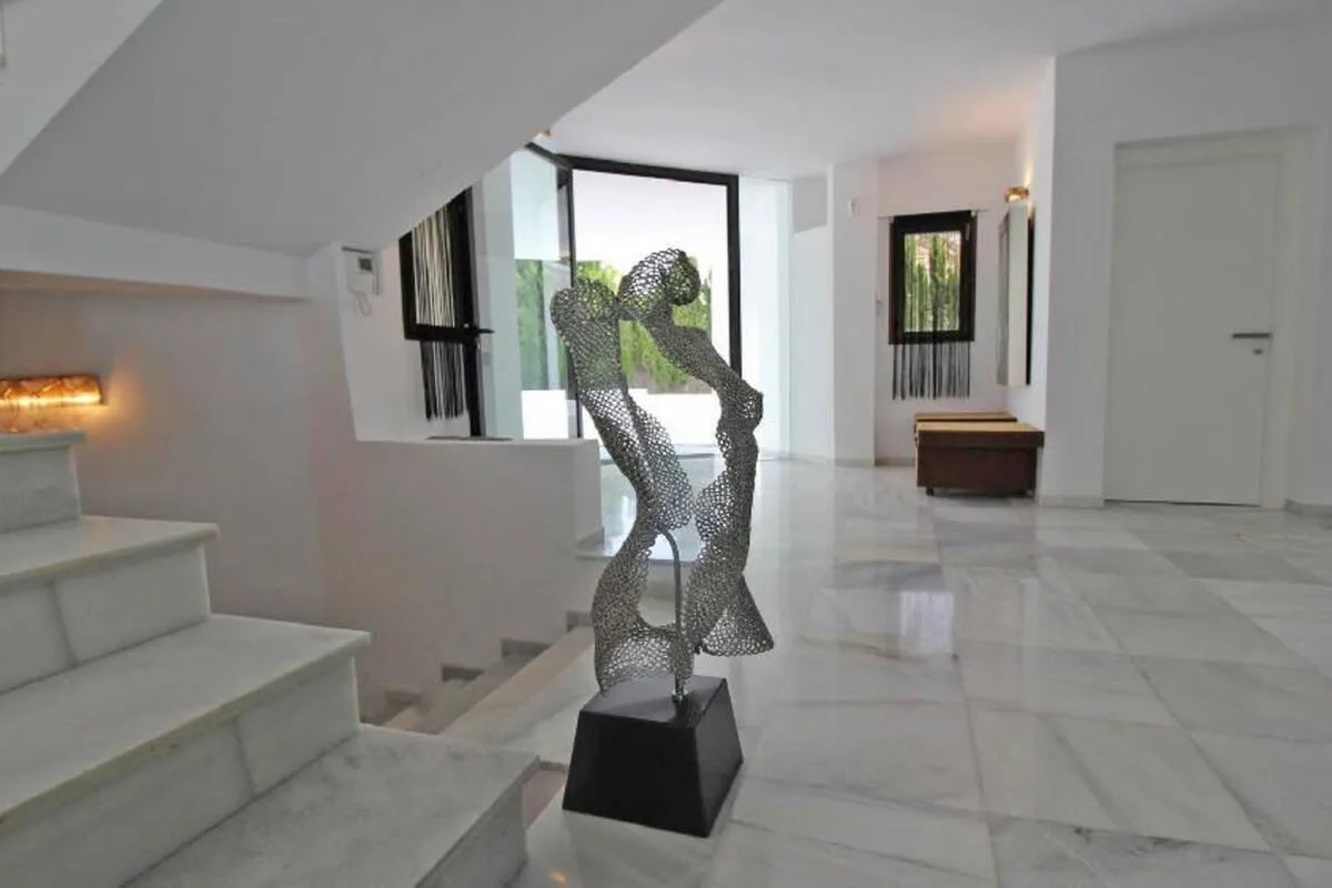 Beachside Villa with Private Pool photo 4