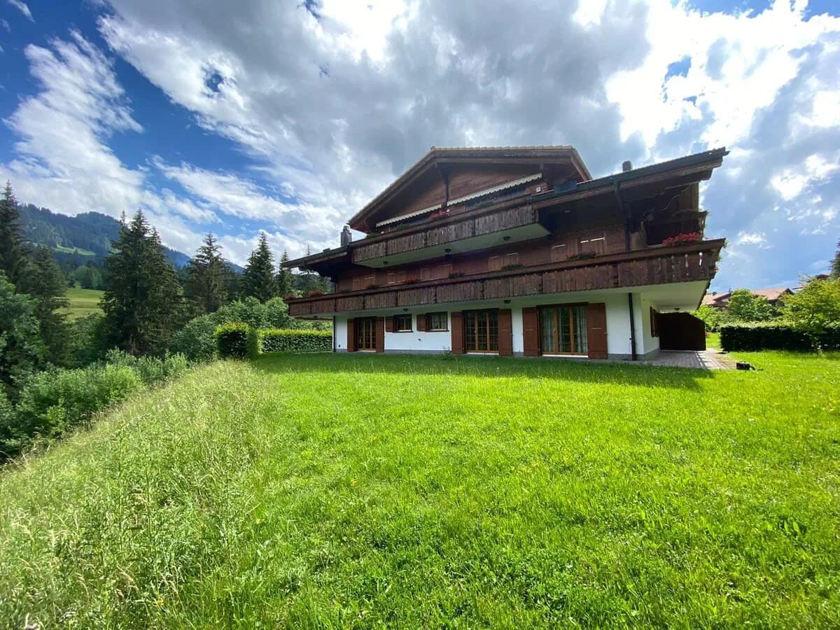 Spa Chalet in Ground Floor Cozy Duplex