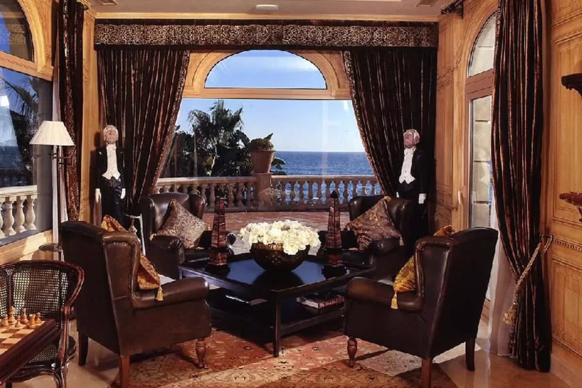 Luxury Waterfront Estate in Costa del Sol photo 5