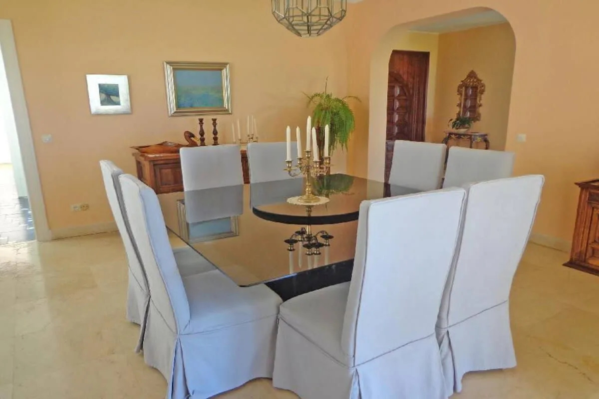 Beachfront Villa with Heated Pool photo 4