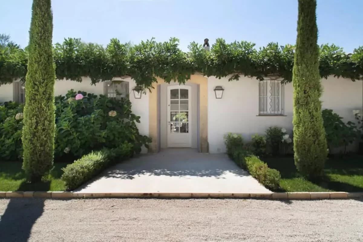 Beautiful Villa With An Enormous Garden photo 5