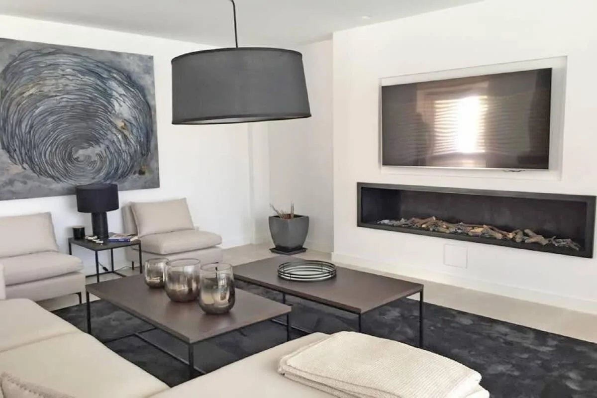 Featured Villa in Spain with Modern Architecture photo 4