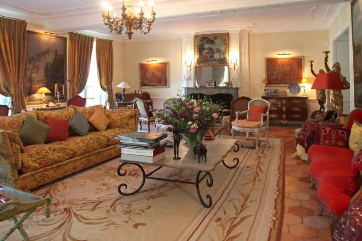 French Mansion photo 2