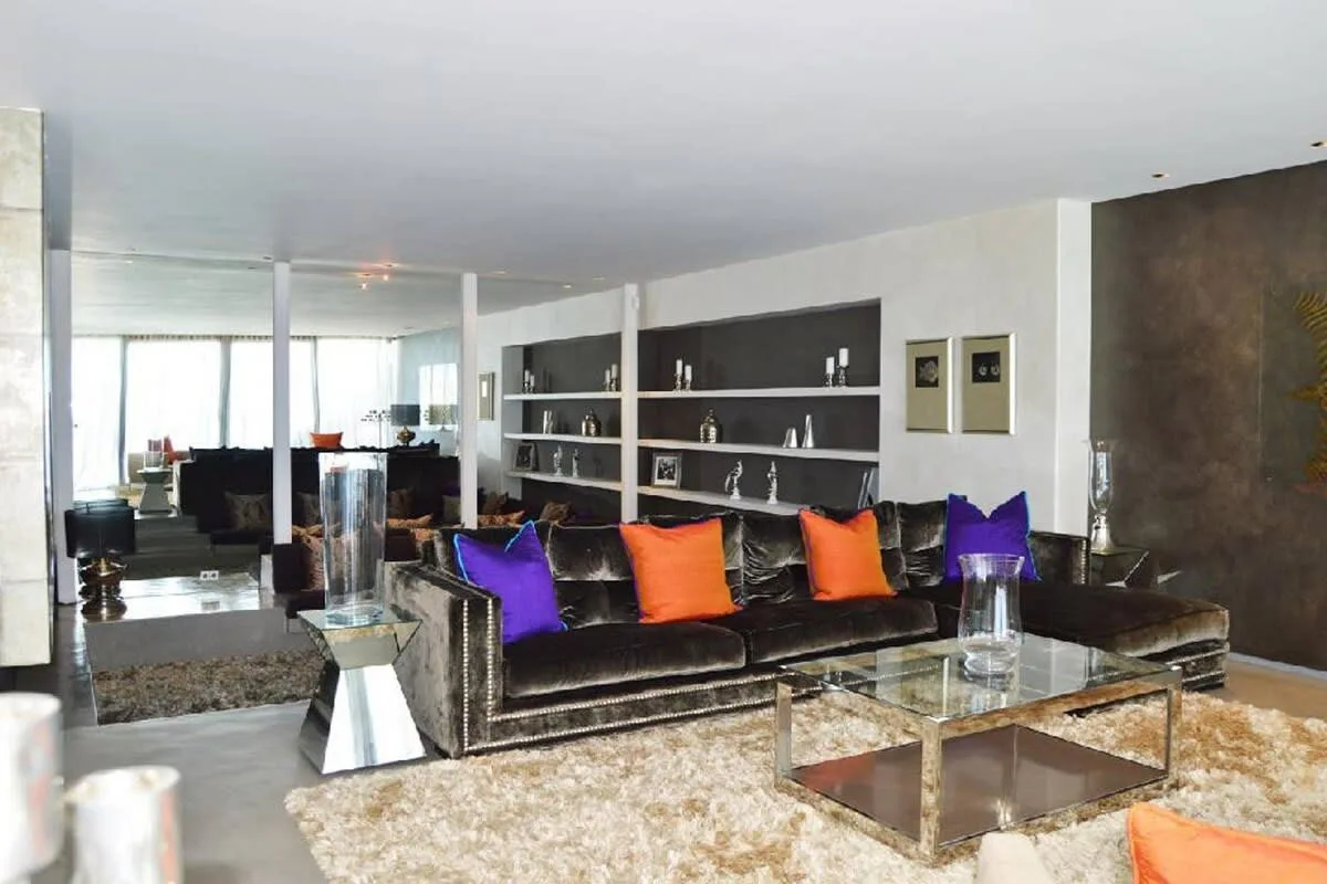 Luxurious Frontliner Villa in Marbella Zentrum photo 2