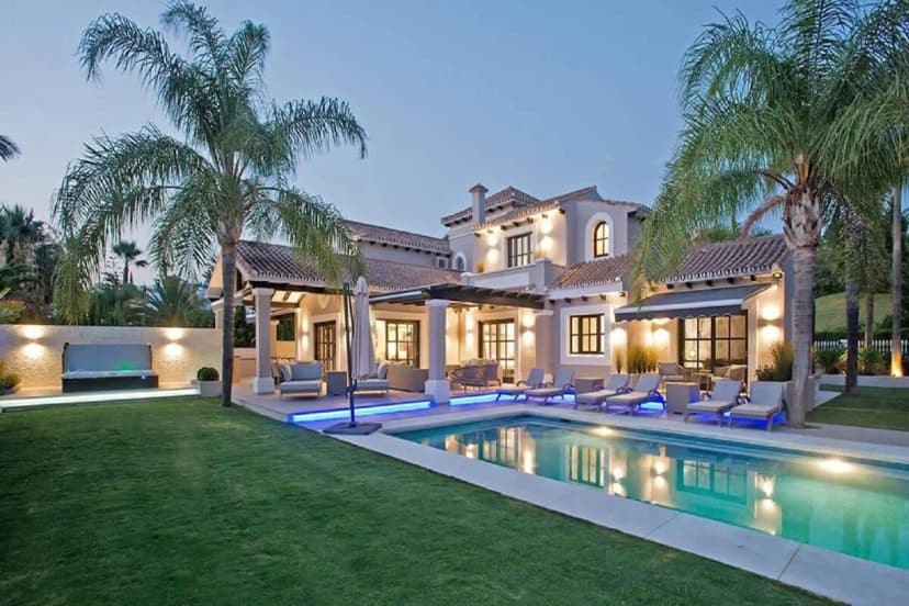 Deluxe Villa in Stunning The Nueva Andalucia