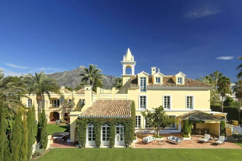 South's Best Villa in The Heart of Golf Valley