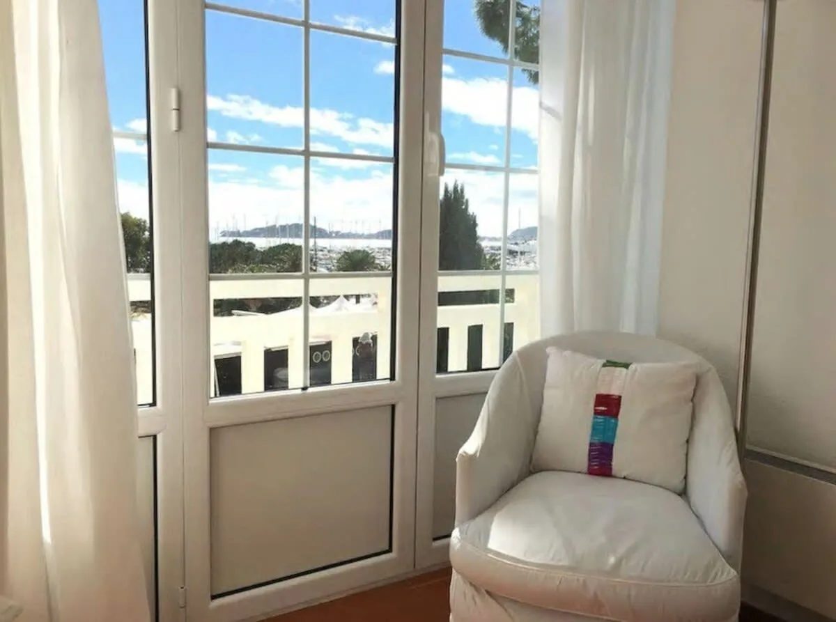 Great Flat on Seafront photo 4