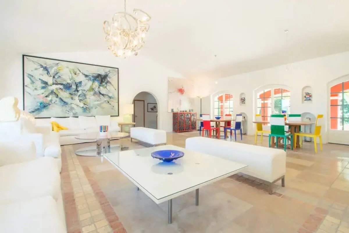 Amazing Villa on Shoreline photo 5